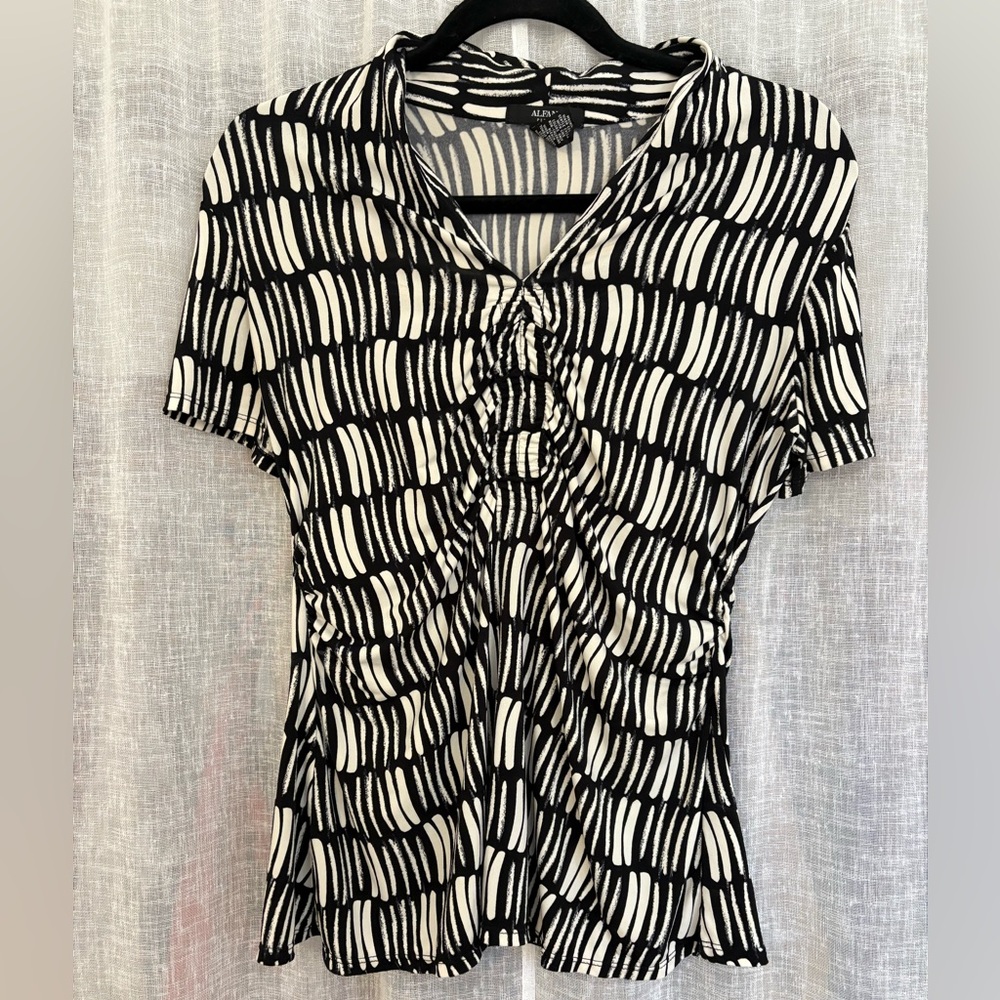 Alfani Black and White Patterned Blouse